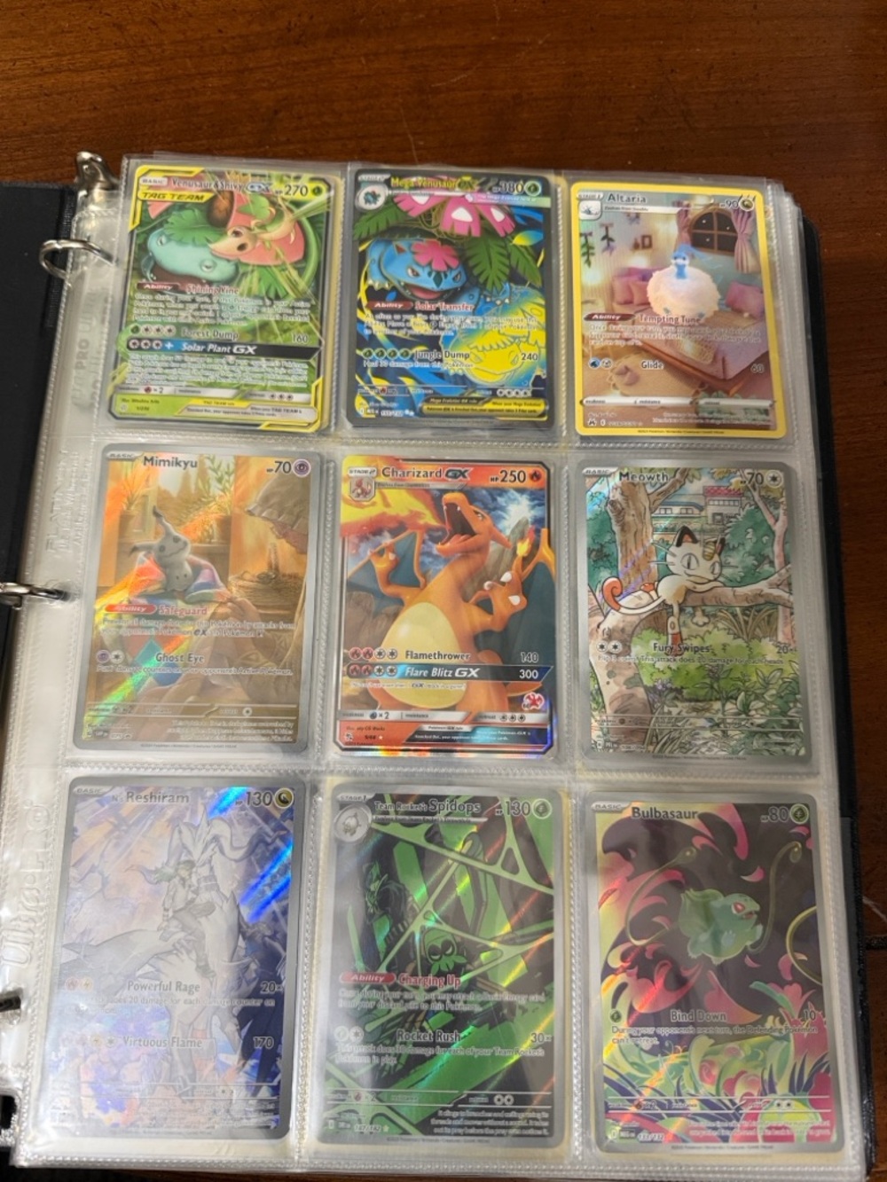 Pokémon Collectible Card Binder